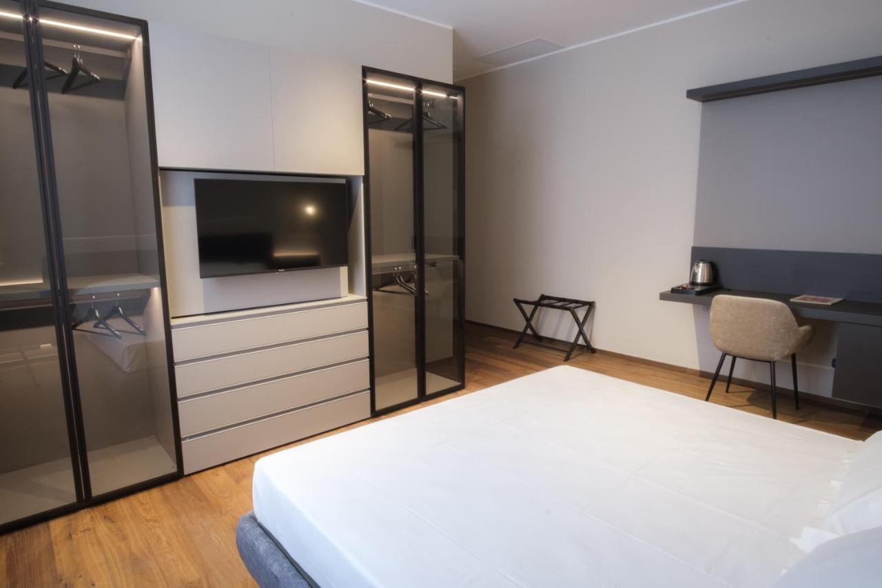 Palazzo Danisi Rooms&Suites Bari Bagian luar foto