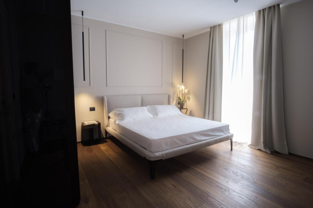 Palazzo Danisi Rooms&Suites Bari Bagian luar foto